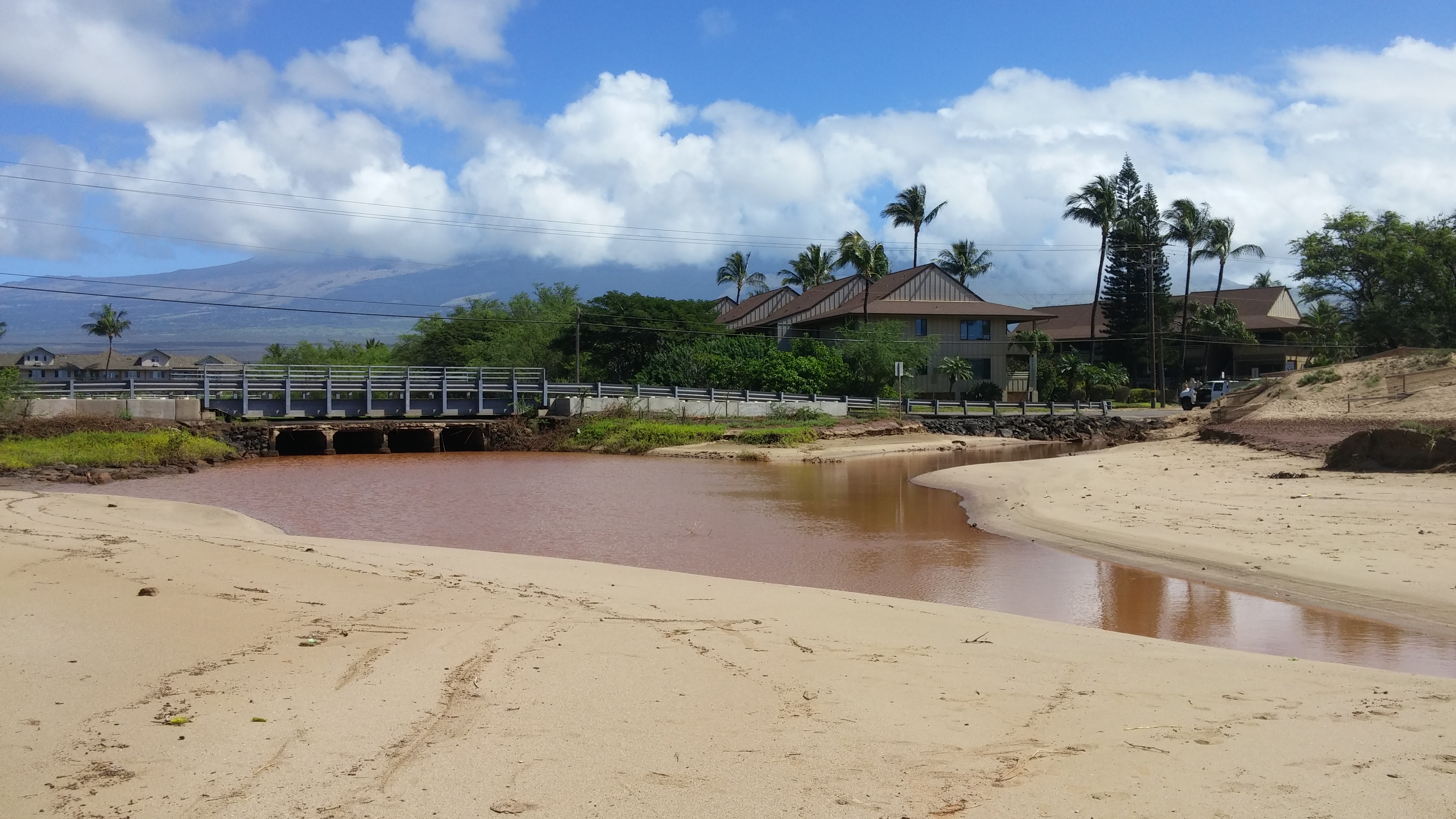 Once again North Kihei intersection experiences stormwater effect