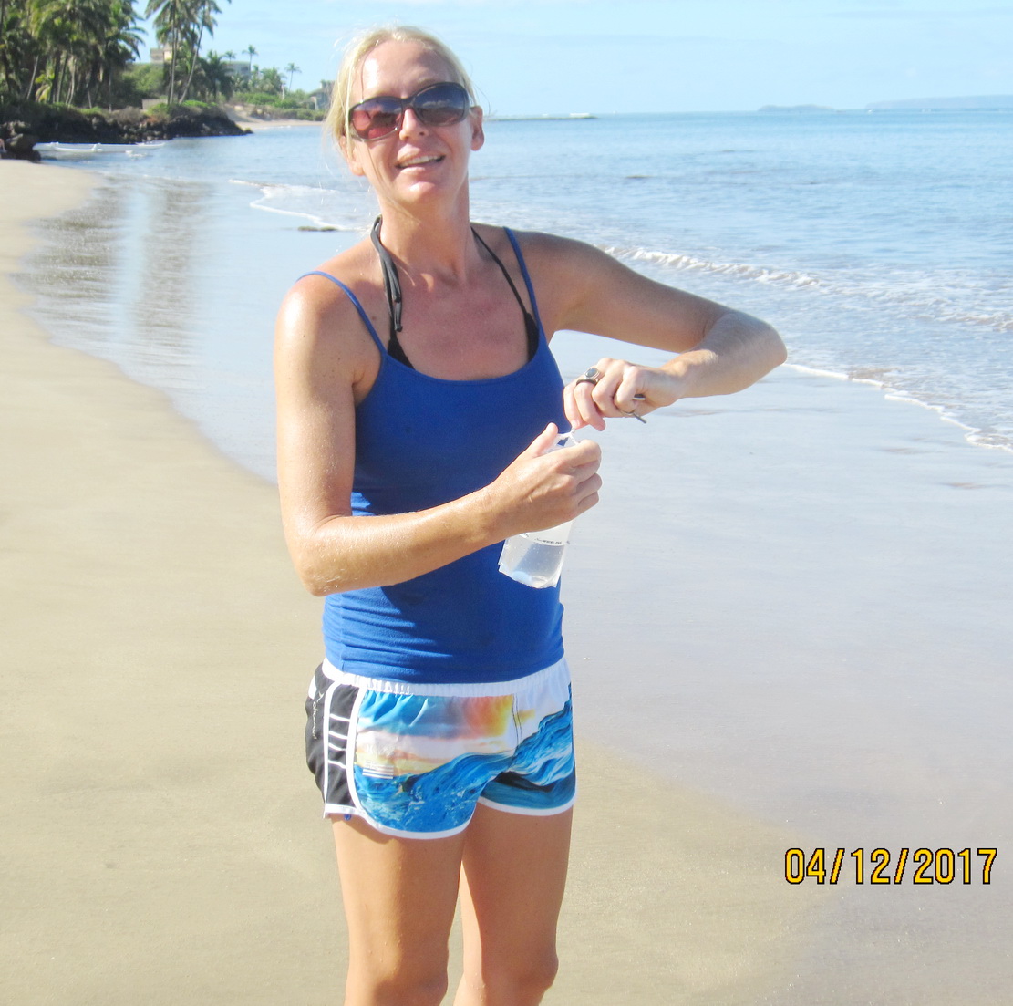 Who is that taking State DOH CWB marine water samples along Kihei Beaches??
